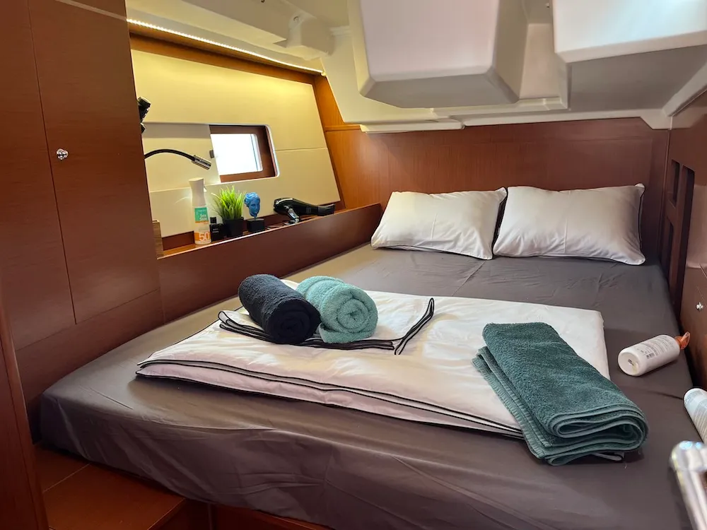 Cabin on N A G I A, a Beneteau Oceanis 46.1 sailboat at Athens, Greece