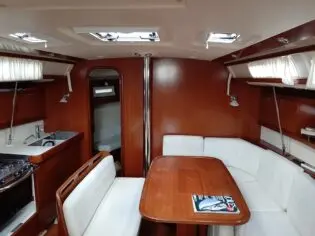Salon of Trinquette, a Dufour 425 GL sailboat at Toulon, France