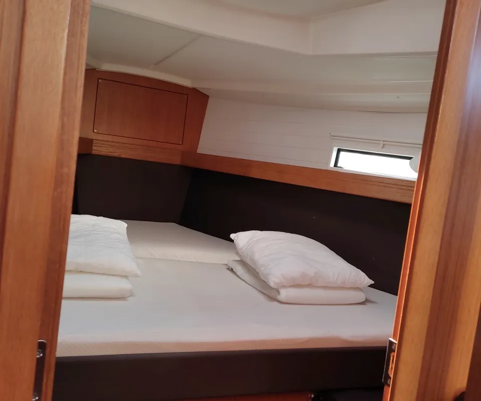 Cabin on Andrelli, a Bavaria 37 Cruiser sailboat at Kontokali, Greece