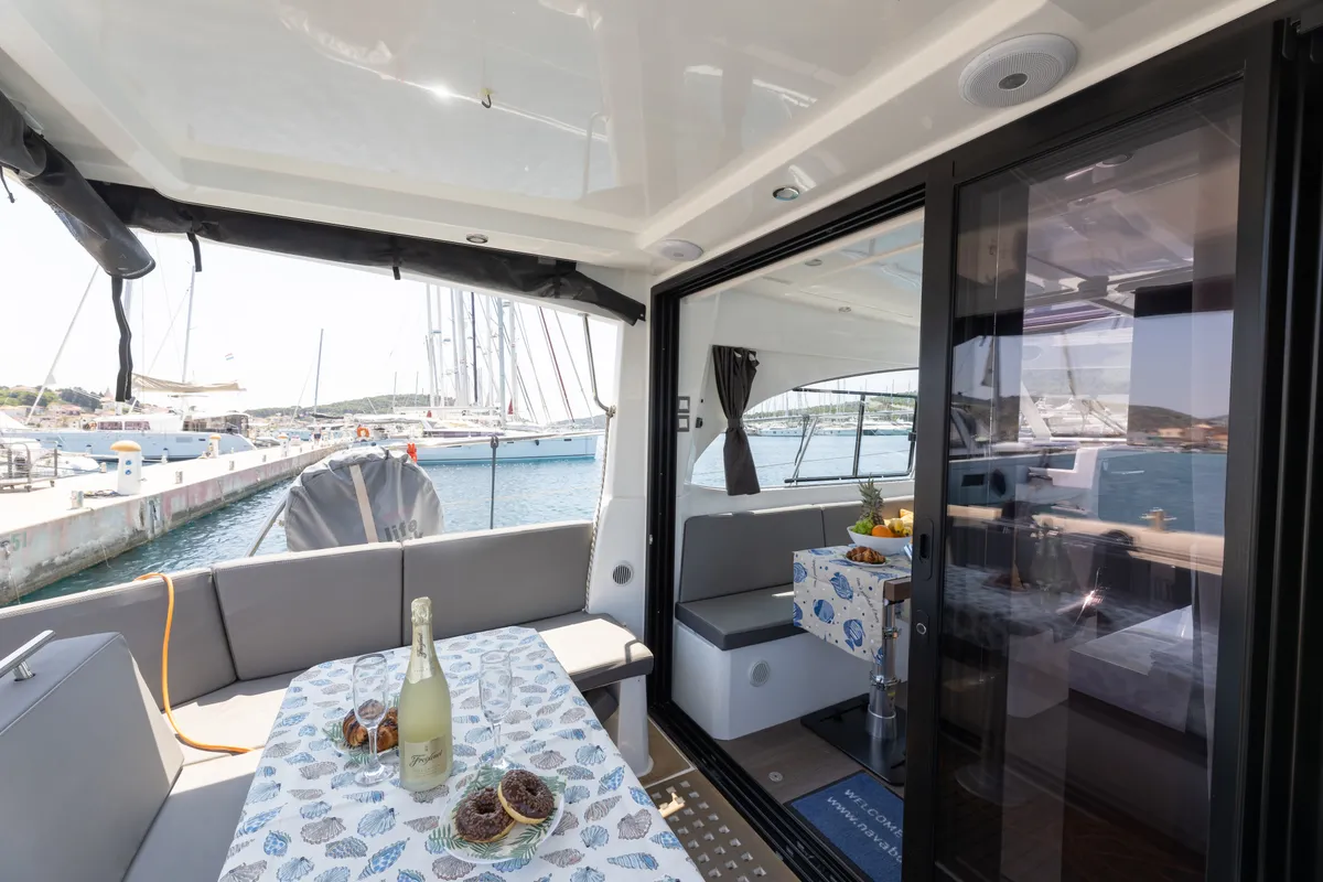 Deck of FALCON, a Beneteau Antares 11 OB motorboat at Općina Rogoznica, Croatia
