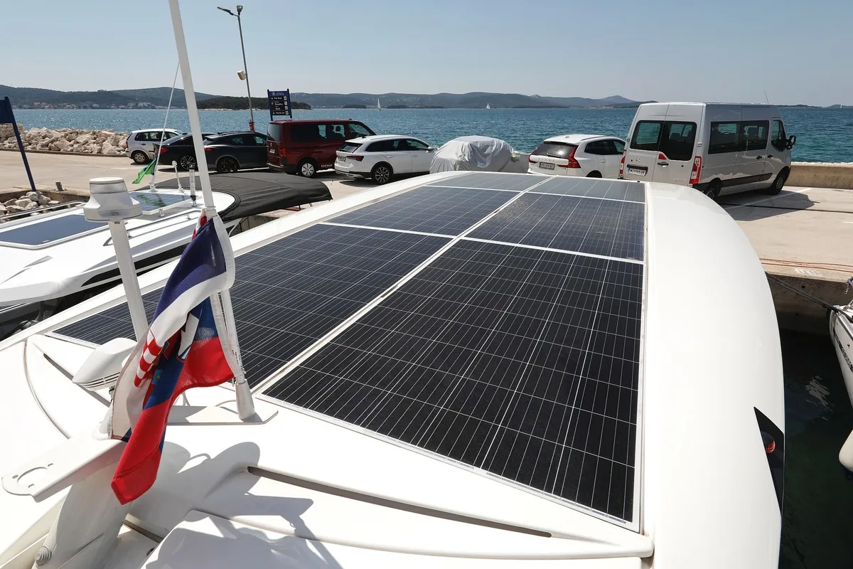 Mozart, a Greenline 33 motor yacht at Pirovac, Croatia