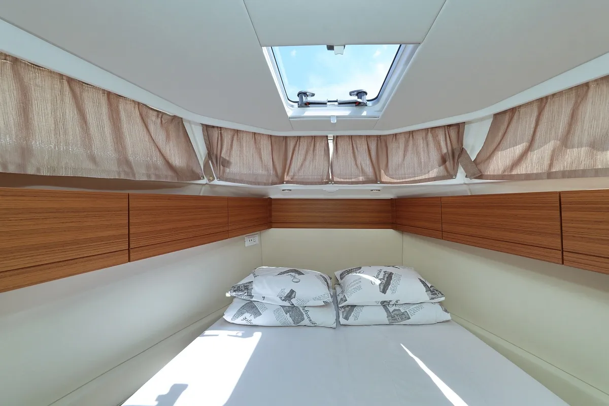 Cabin on Mozart, a Greenline 33 motor yacht at Pirovac, Croatia