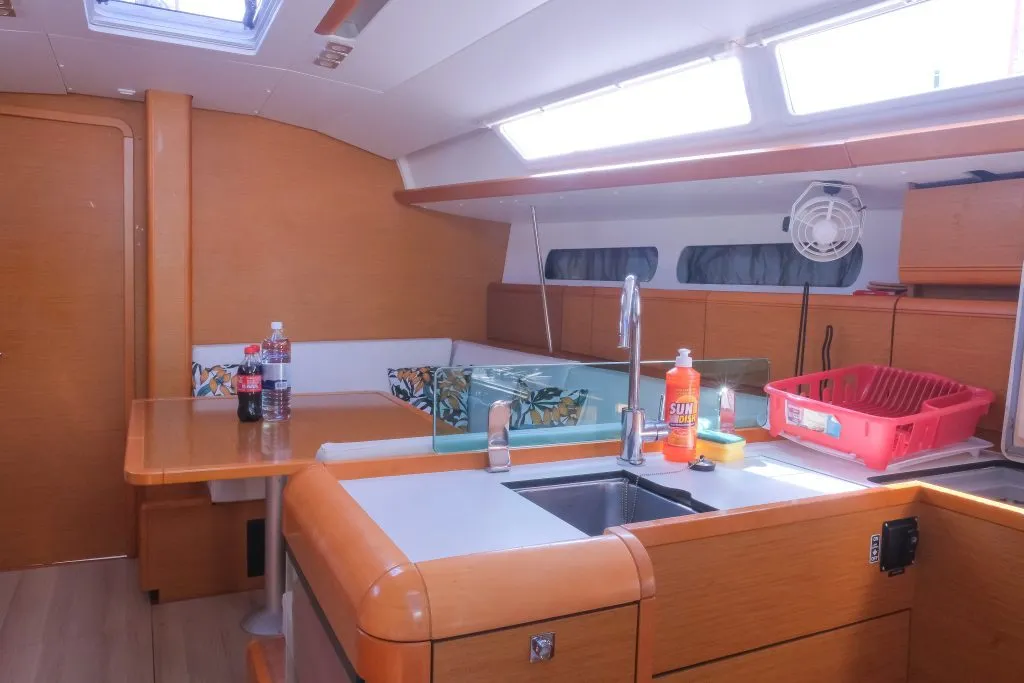 Makin Memories, a Jeanneau Sun Odyssey 419 sailboat at Ribishi, Saint Vincent and the Grenadines