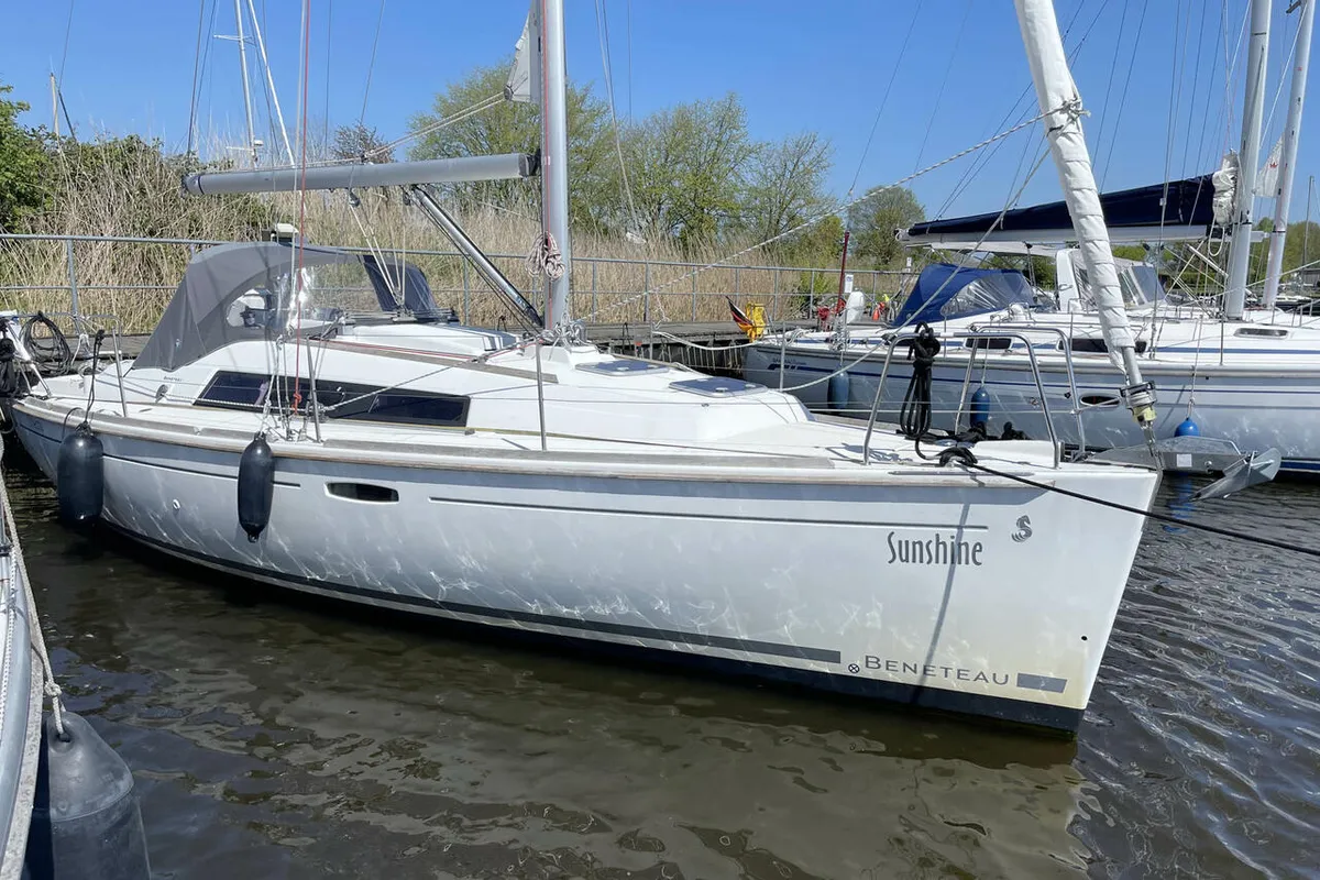 Exterior view of Sunshine, a Beneteau Oceanis 31 sailboat at Barth, Germany