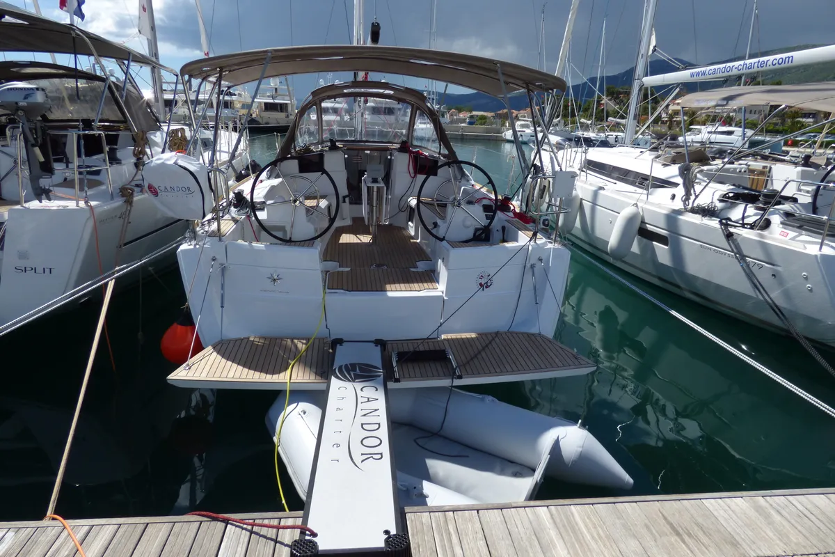 Exterior view of Vacskamati, a Jeanneau Sun Odyssey 389 sailboat at Kaštela, Croatia
