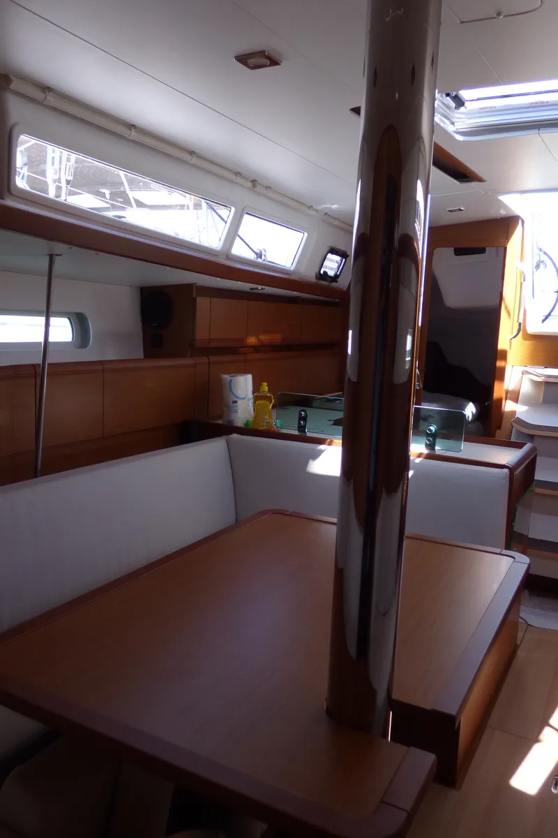Salon of Vacskamati, a Jeanneau Sun Odyssey 389 sailboat at Kaštela, Croatia