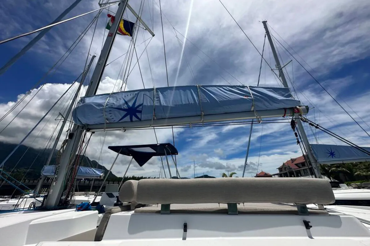 Miro Bot, a Bali Catspace catamaran at Roche Caiman, Seychelles