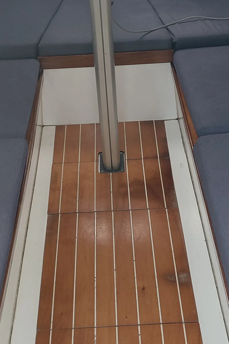 Cabin on Comfort, a Gulet Yatlant 24 sailboat at Baiona, Spain