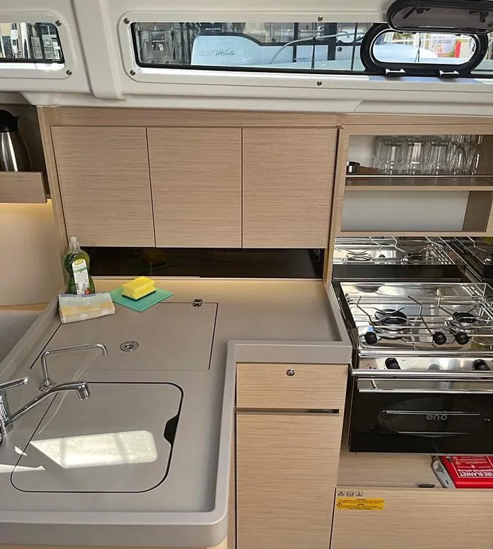 Galley of Ka Nani, a Beneteau Oceanis 34.1 sailboat at Općina Rogoznica, Croatia