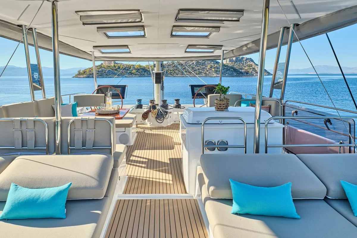 Sunmoon, a Fountaine Pajot Alegria 67 catamaran at Marigot, France