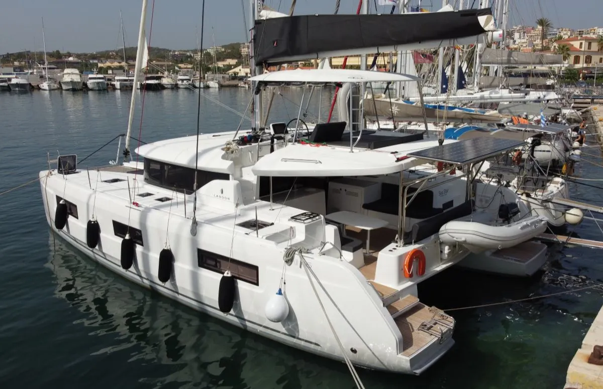 Sea Star, a Lagoon 46 catamaran at Lavreotiki, Greece