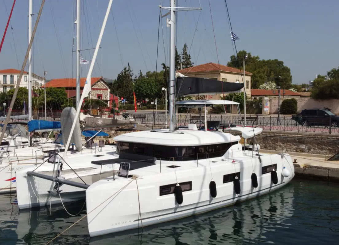 Sea Star, a Lagoon 46 catamaran at Lavreotiki, Greece