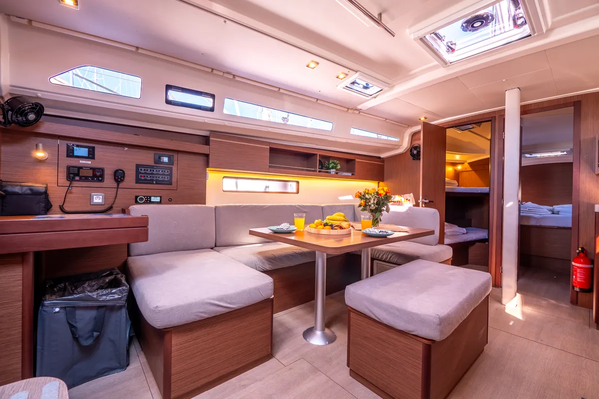 Cabin on Mamma Mia, a Beneteau Oceanis 40.1 sailboat at Split, Croatia