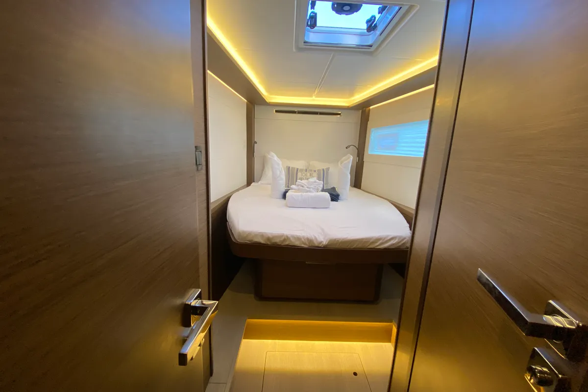 Cabin on Tide of your life, a Lagoon 46 catamaran at Road Town, British Virgin Islands
