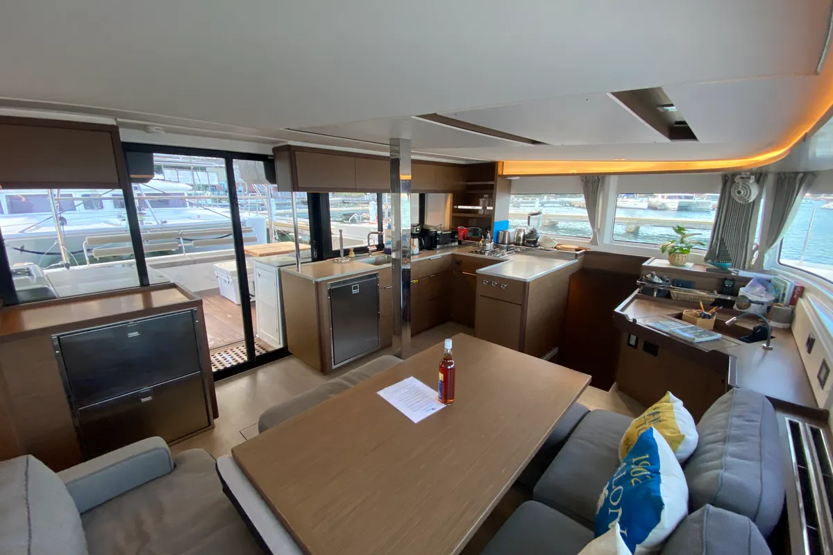 Salon of Tide of your life, a Lagoon 46 catamaran at Road Town, British Virgin Islands