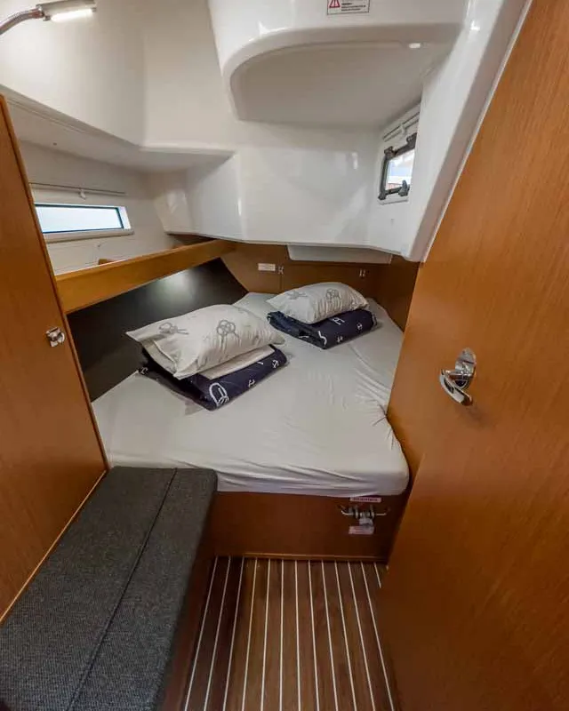 Cabin on Caipirinha, a Bavaria Cruiser 37 sailboat at Grad Pula, Croatia