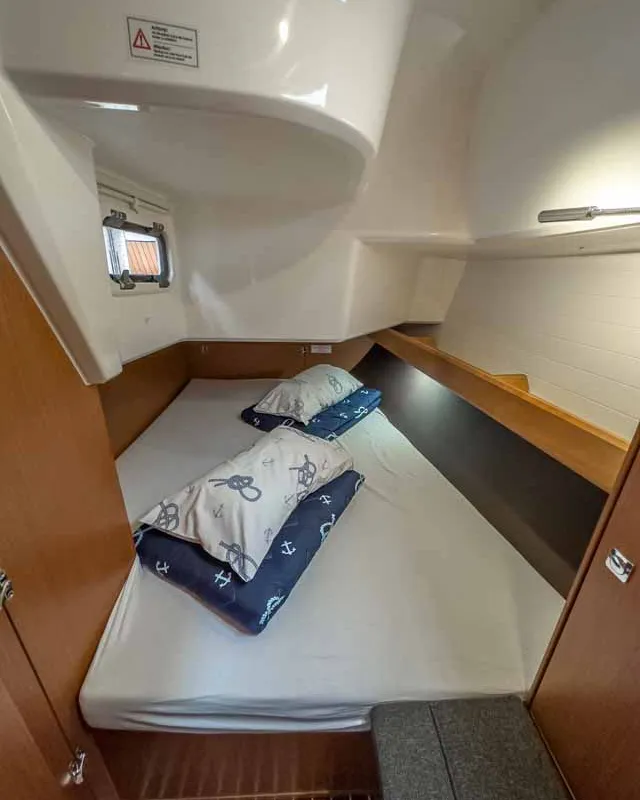 Cabin on Caipirinha, a Bavaria Cruiser 37 sailboat at Grad Pula, Croatia