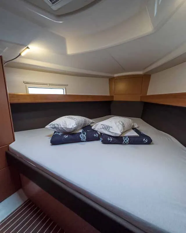 Cabin on Caipirinha, a Bavaria Cruiser 37 sailboat at Grad Pula, Croatia