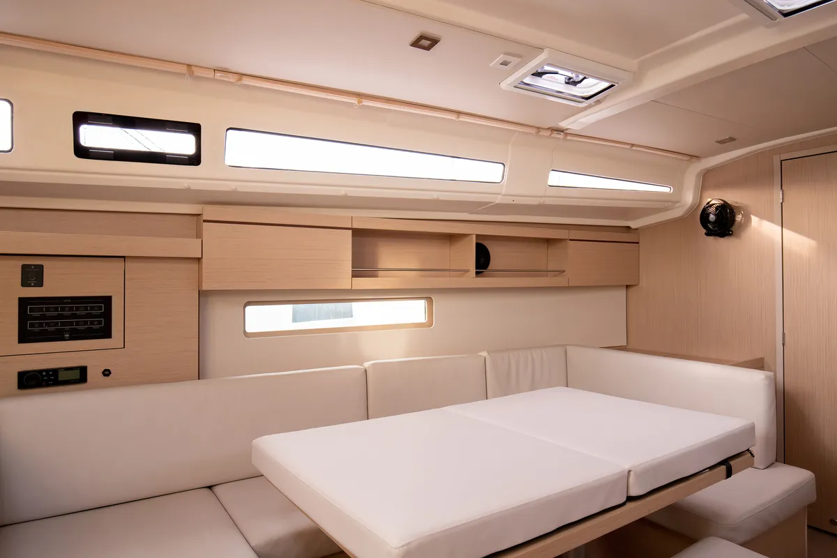 Salon of Gea, a Beneteau Oceanis 40.1 sailboat at Salerno, Italy