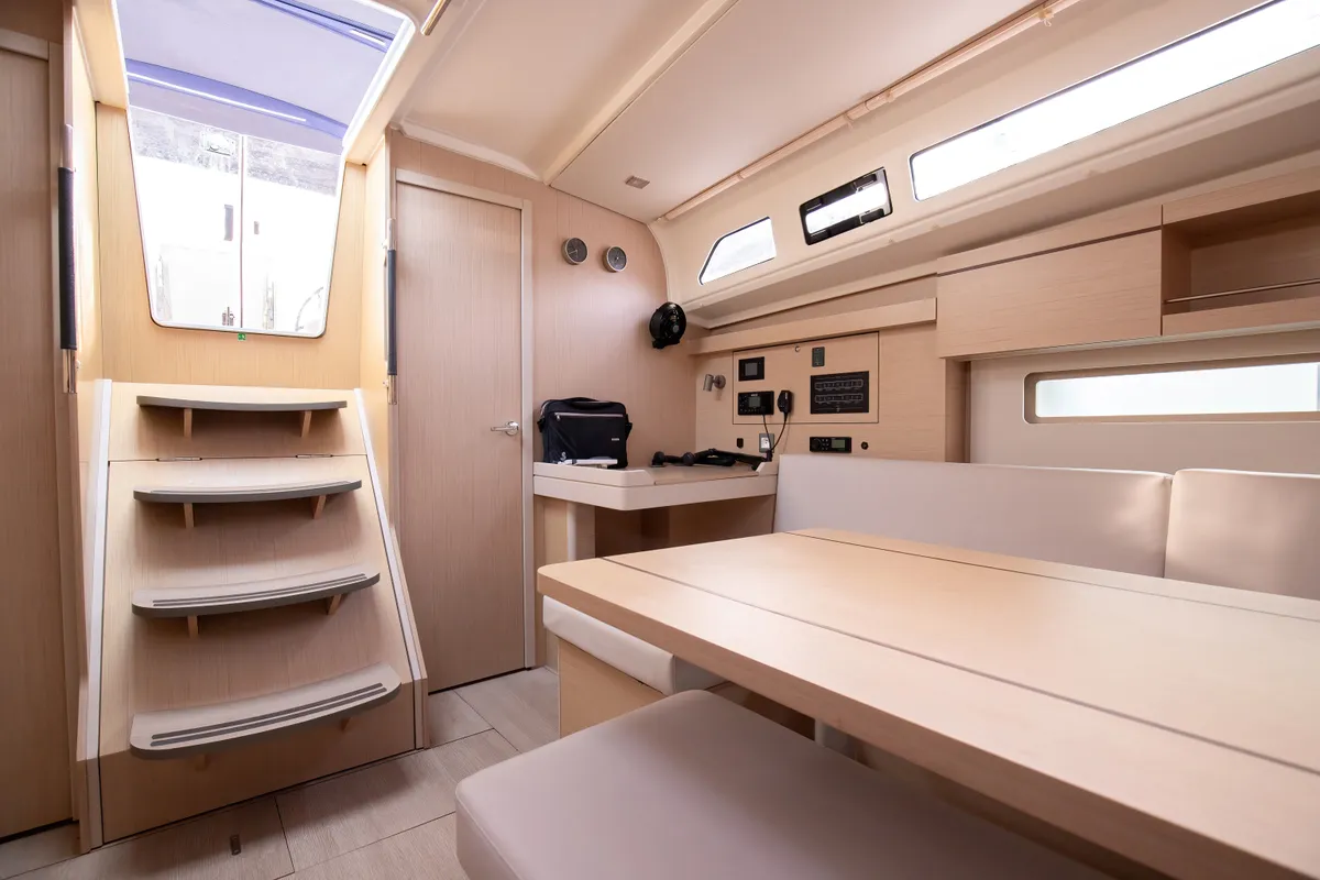 Salon of Gea, a Beneteau Oceanis 40.1 sailboat at Salerno, Italy