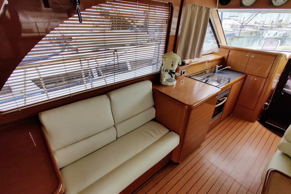 Salon of Ardea, a Beneteau Antares 13,80 motor yacht at Općina Sukošan, Croatia