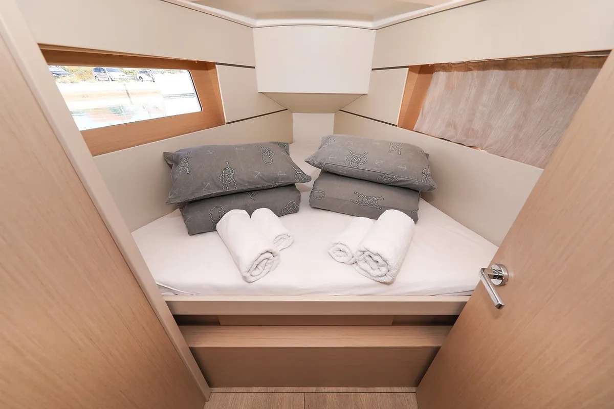Cabin on Aris, a Beneteau Oceanis 35.1 sailboat at Grad Biograd na Moru, Croatia