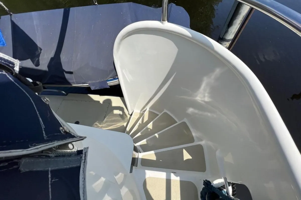 Impression, a De Drait Impression 42 motorboat at Akkrum, Netherlands
