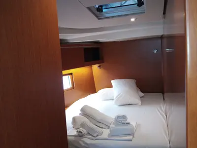 Cabin on Malafemmena, a Beneteau Oceanis 51.1 sailboat at Cannigione, Italy
