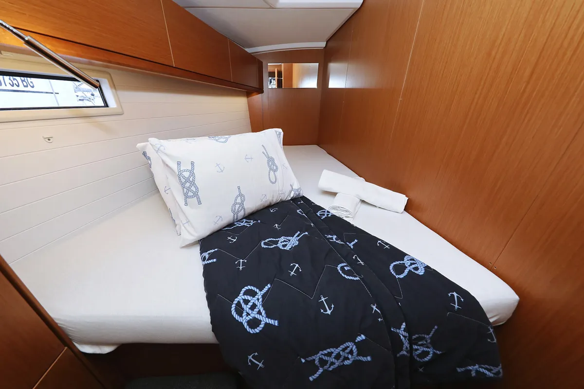 Cabin on Bella III, a Bavaria Cruiser 46 sailboat at Grad Biograd na Moru, Croatia