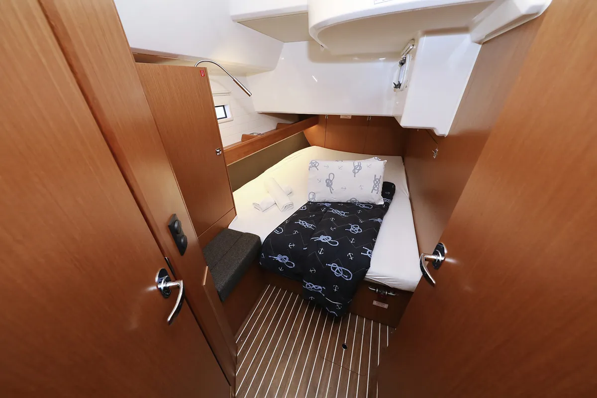 Cabin on Bella III, a Bavaria Cruiser 46 sailboat at Grad Biograd na Moru, Croatia
