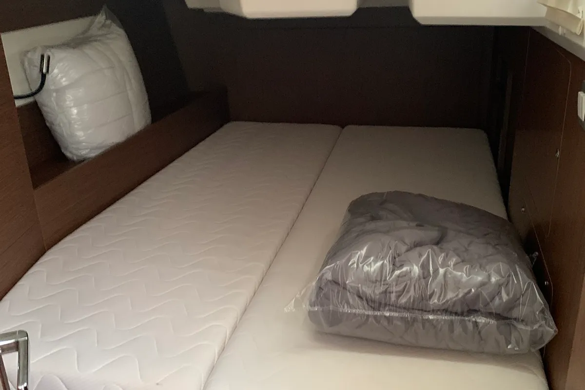 Cabin on Amalthia, a Beneteau Oceanis 46.1 sailboat at Municipal Unit of Ellomenos, Greece