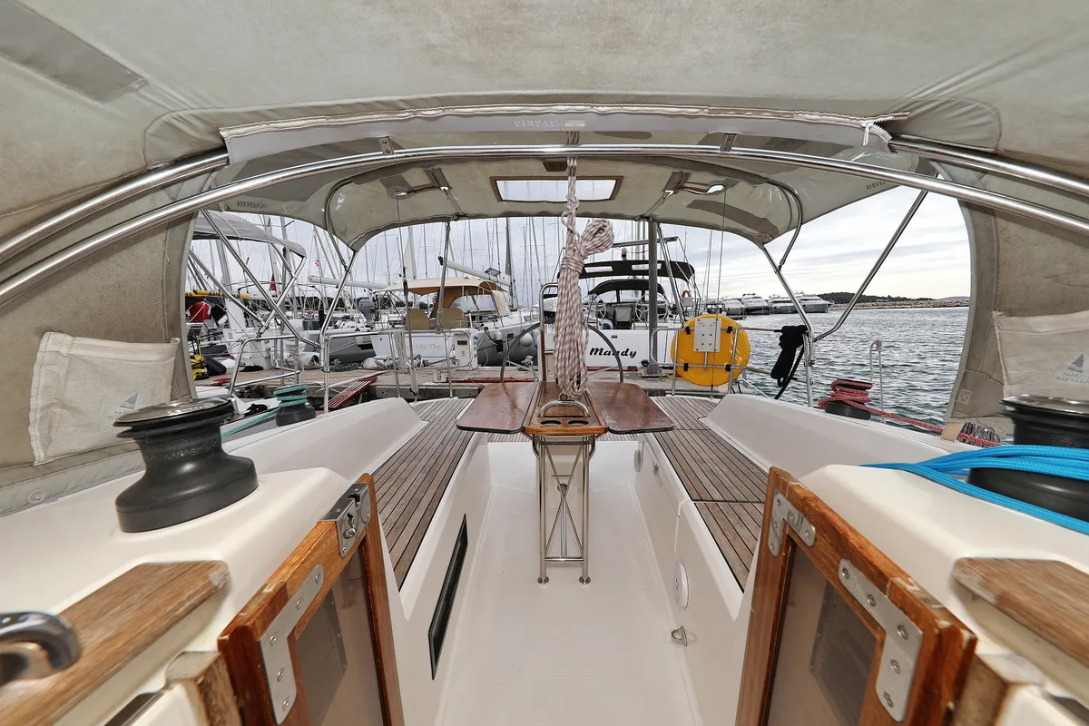 Exterior view of Homeoffice, a Bavaria Cruiser 33 sailboat at Grad Vodice, Croatia