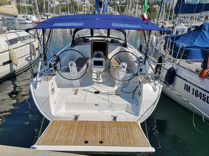 Deck of Carlotta, a Bavaria 41 Cruiser sailboat at Vibo Valentia, Italy