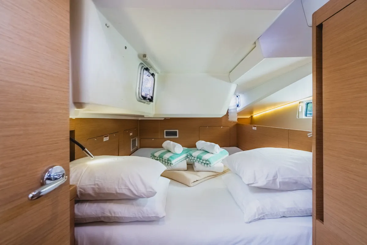 Cabin on Hakuna Matata IV, a Jeanneau Sun Odyssey 490 sailboat at Road Town, British Virgin Islands