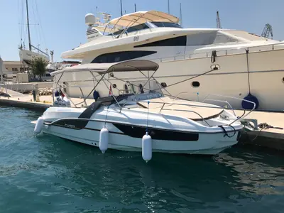 Exterior view of SUNdeck, a Beneteau Flyer 7.7 SUNdeck motorboat at Grad Trogir, Croatia