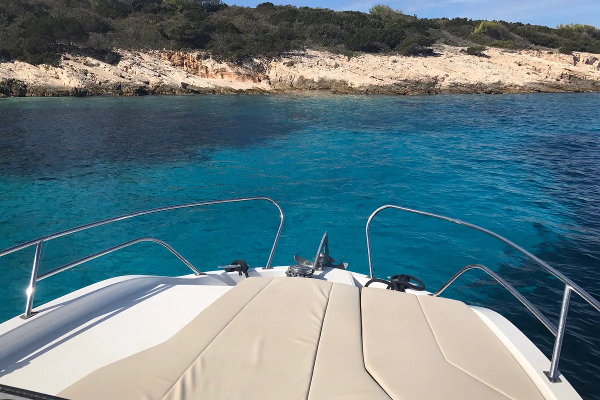 Deck of SUNdeck, a Beneteau Flyer 7.7 SUNdeck motorboat at Grad Trogir, Croatia