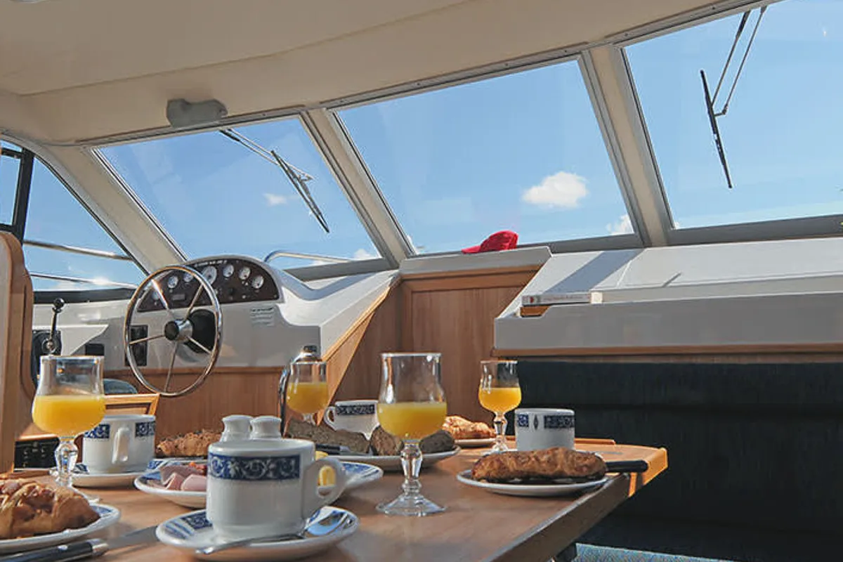 Cockpit of Sundeck, a Cygnet Clipper motorboat at Rheinsberg, Germany