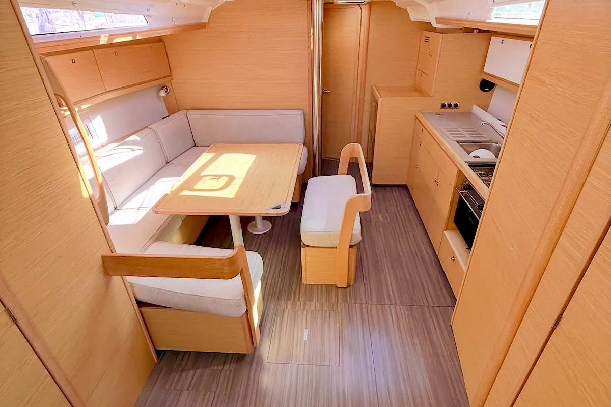 Salon of Julianna, a Dufour 430 GL sailboat at Marseille, France