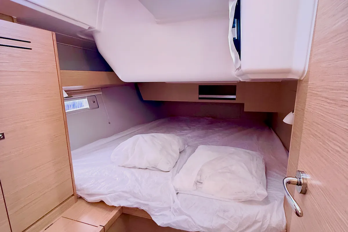 Cabin on Julianna, a Dufour 430 GL sailboat at Marseille, France