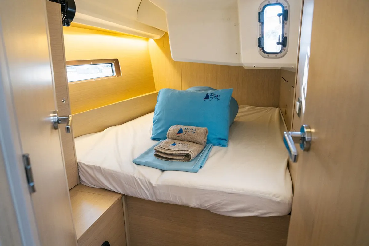 Cabin on Mavi Mercury, a Beneteau Oceanis 40.1 sailboat at Marmaris, Turkey