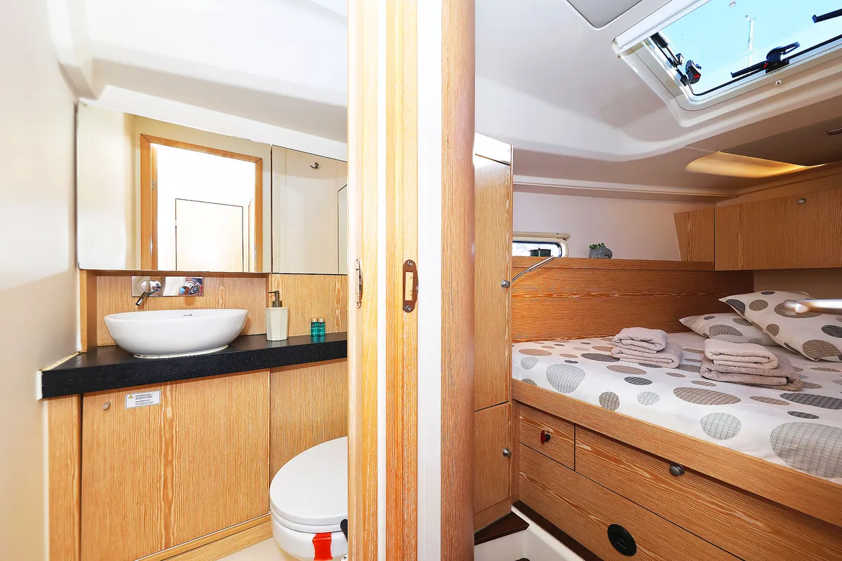 Cabin on Lorelei, a Hanse 455 sailboat at Grad Kaštela, Croatia