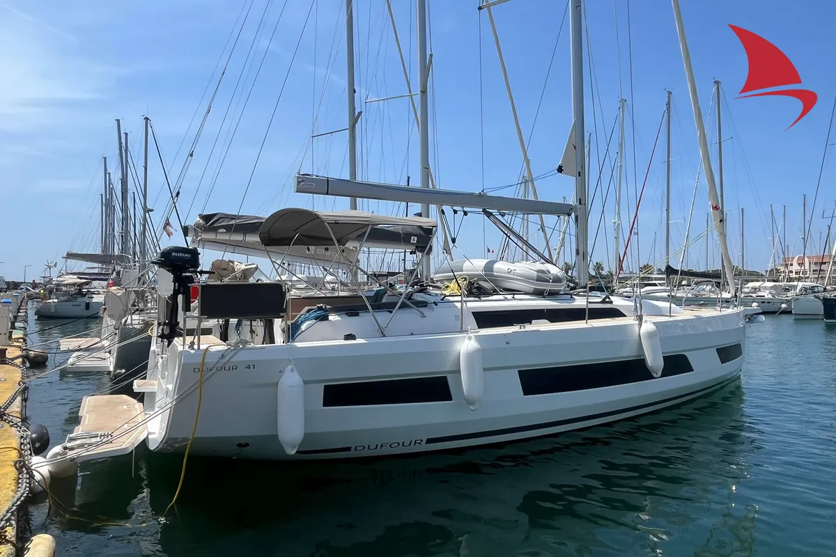 Exterior view of Mandala, a Dufour 41 sailboat at Hyères, France