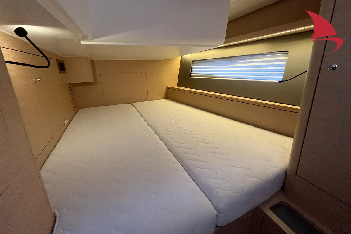 Cabin on Mandala, a Dufour 41 sailboat at Hyères, France