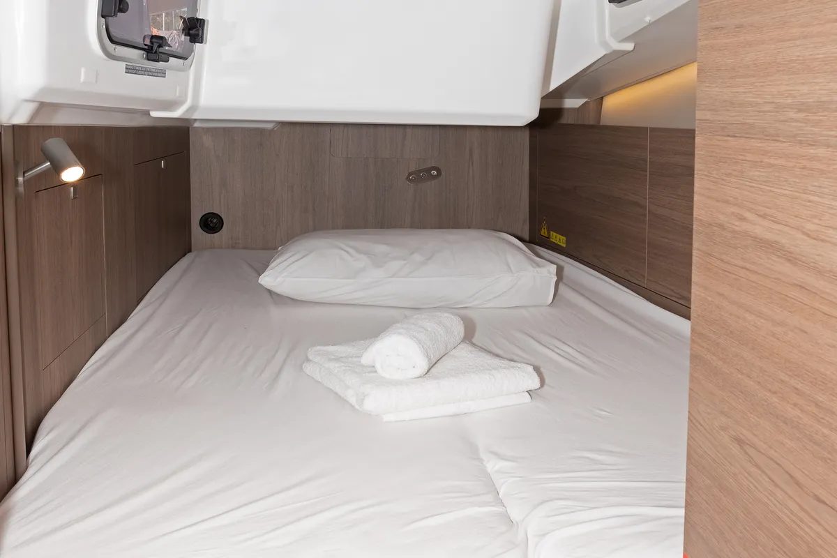 Cabin on Thalassa Nova, a Jeanneau Sun Odyssey 415 sailboat at Split, Croatia