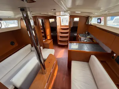Salon of Simba, a Beneteau Oceanis 41.1 sailboat at Ibiza, Spain