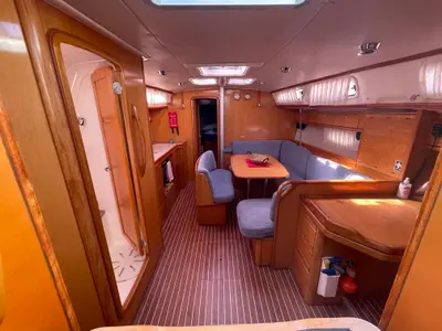 Salon of Philomila, a Bavaria 40 Cruiser sailboat at Preveza, Greece