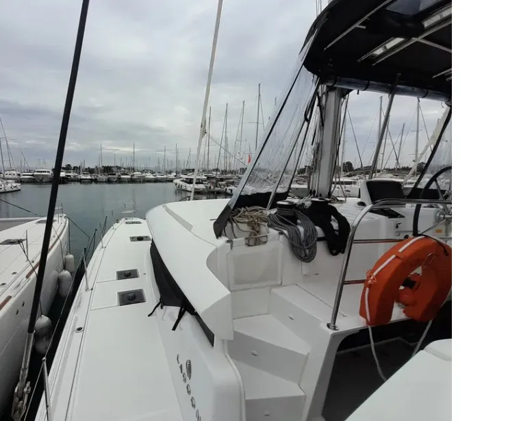 Exterior view of Thalasea, a Lagoon 46 catamaran at Kontokali, Greece