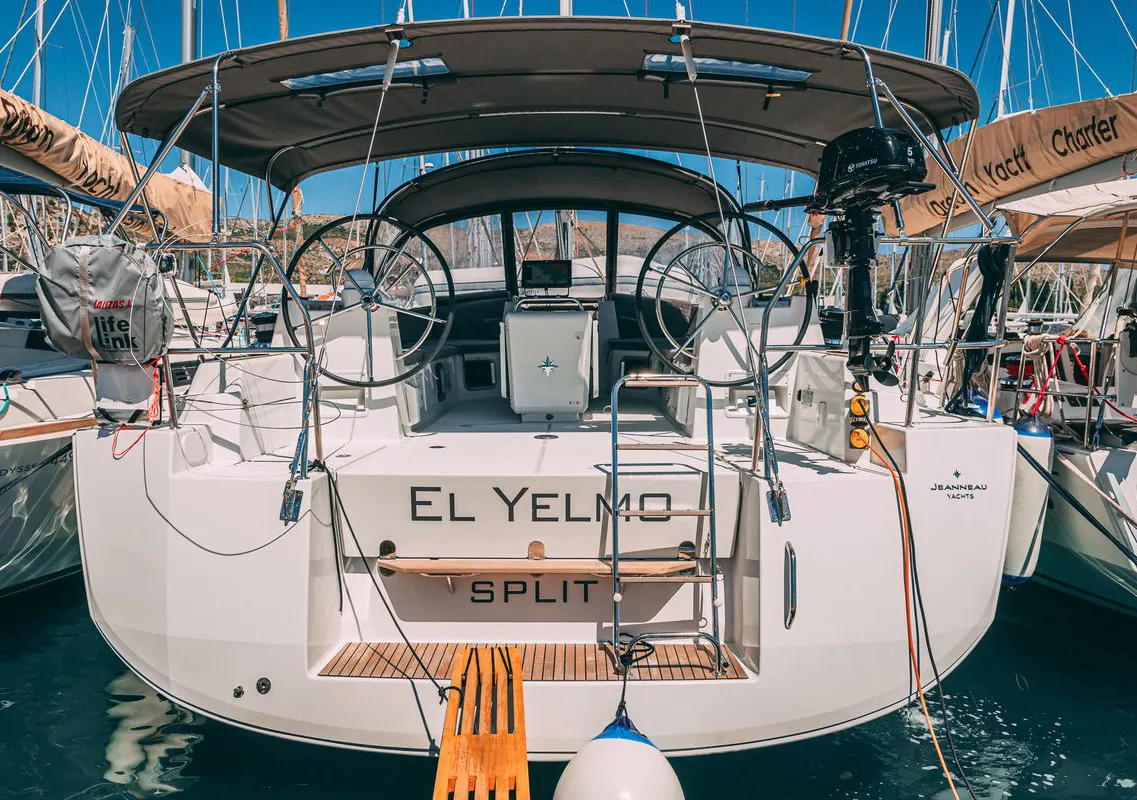 Exterior view of El Yelmo, a Jeanneau 54 sailboat at Seget Donji, Croatia
