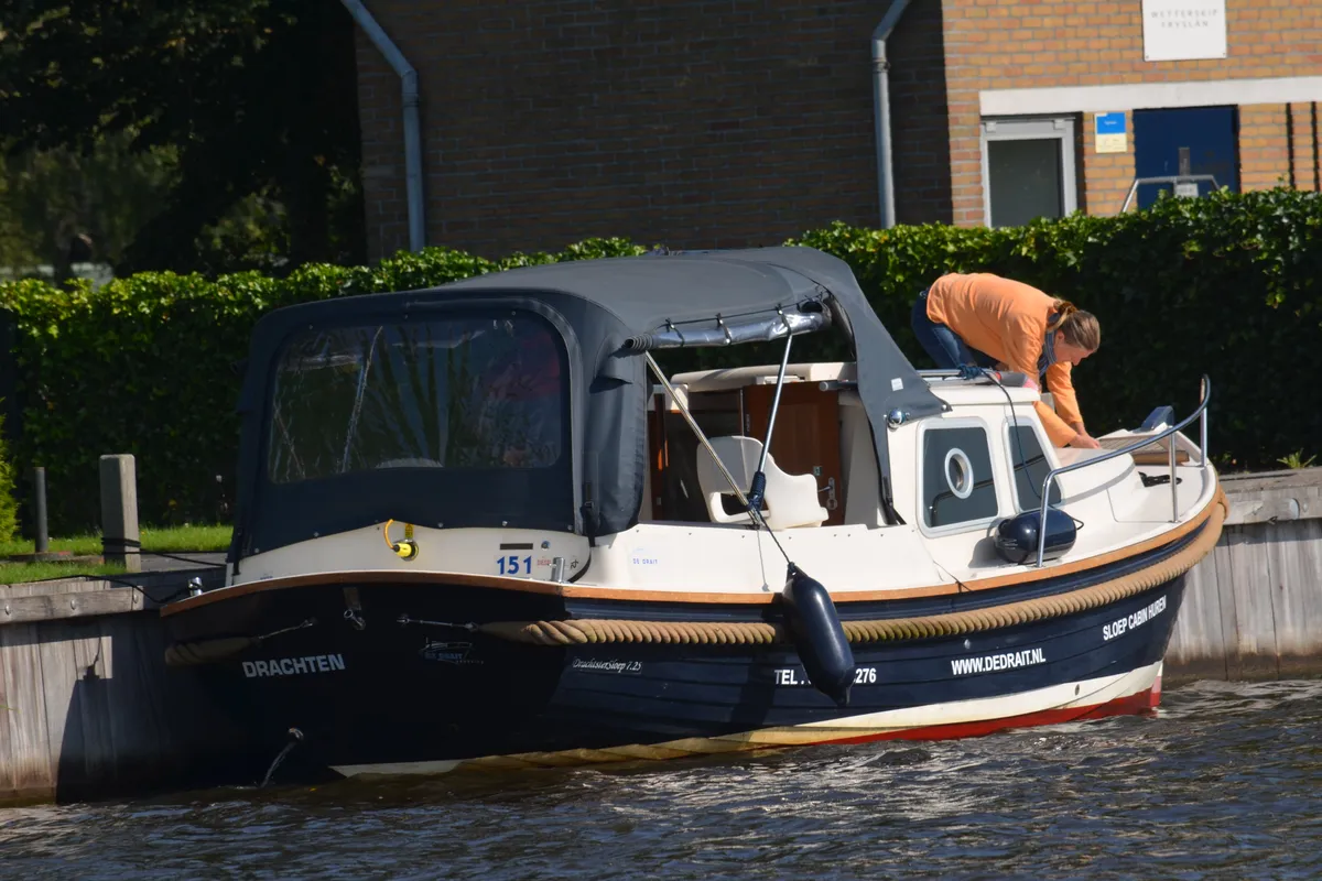 Exterior view of Drait 153, a De Drait Drachtster Sloep Cabin 750 motorboat at Drachten, Netherlands