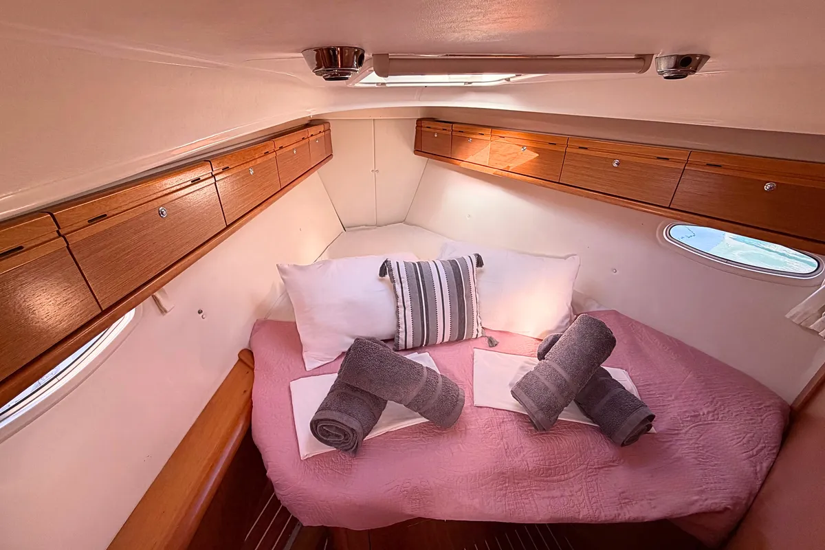 Cabin on BUNNY GIRL, a Bavaria Cruiser 40 sailboat at Municipal Unit of Ellomenos, Greece